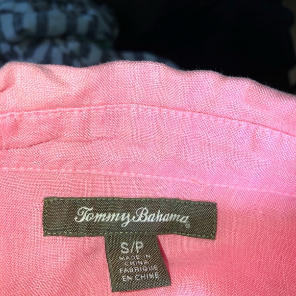 Tommy Bahama pink shirt, size small - Picture 5 of 10